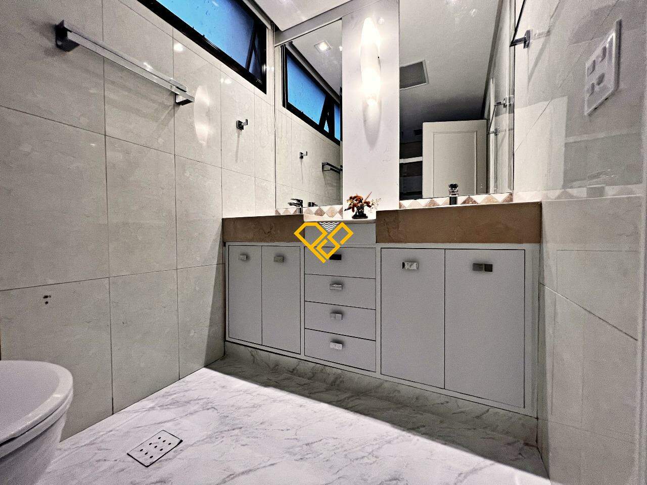 Apartamento à venda no Boqueirão: Wc social