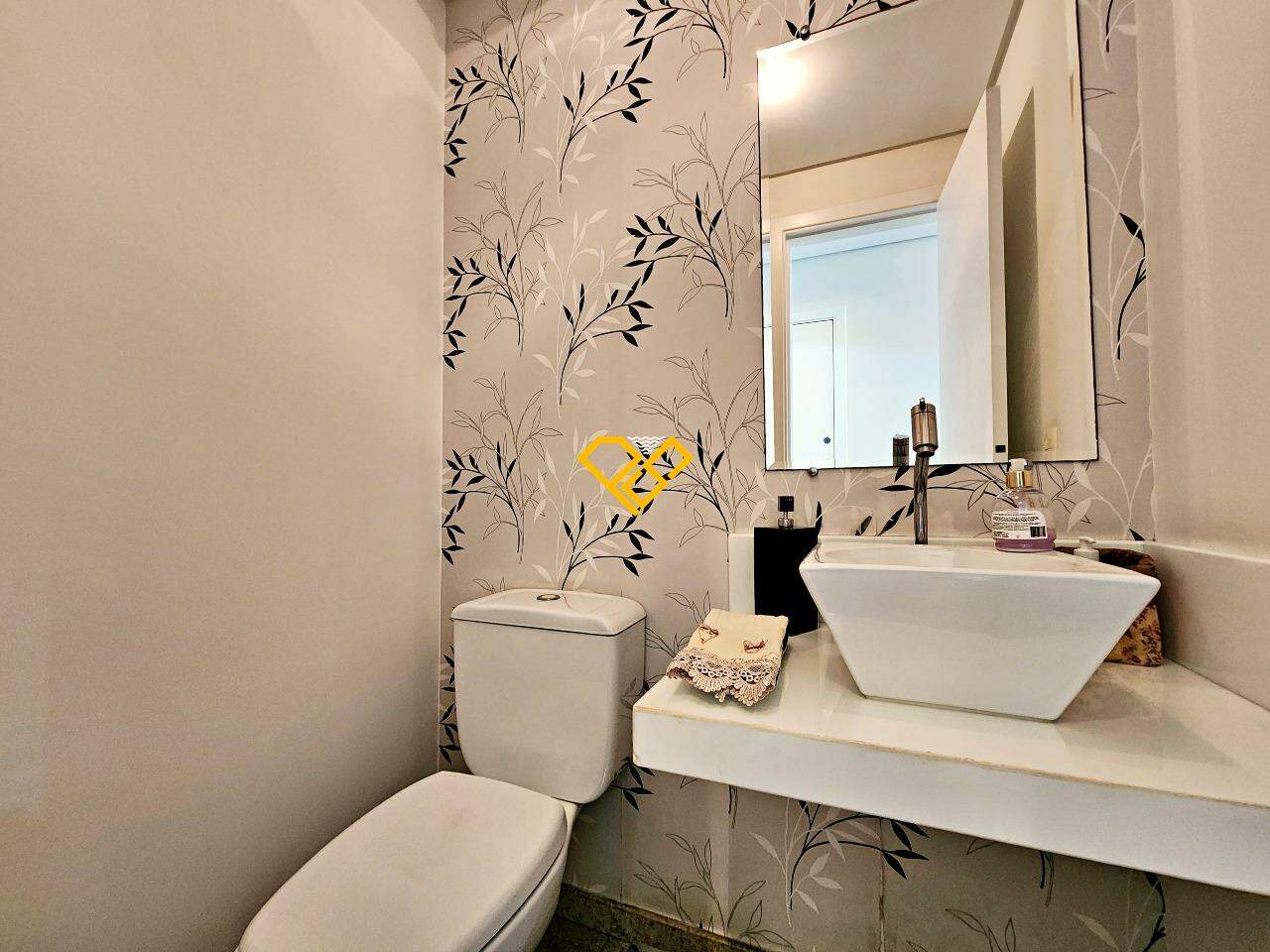 Apartamento à venda no Pompéia: Lavabo