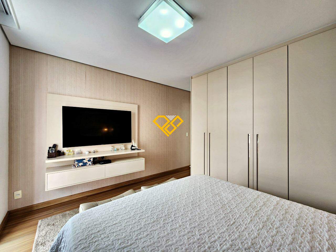 Apartamento à venda no Pompéia: Suíte 2