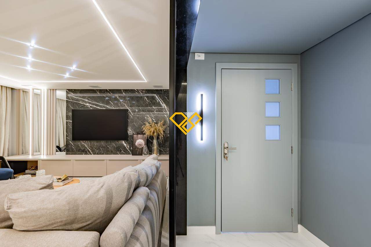 Apartamento à venda no Boqueirão: Entrada