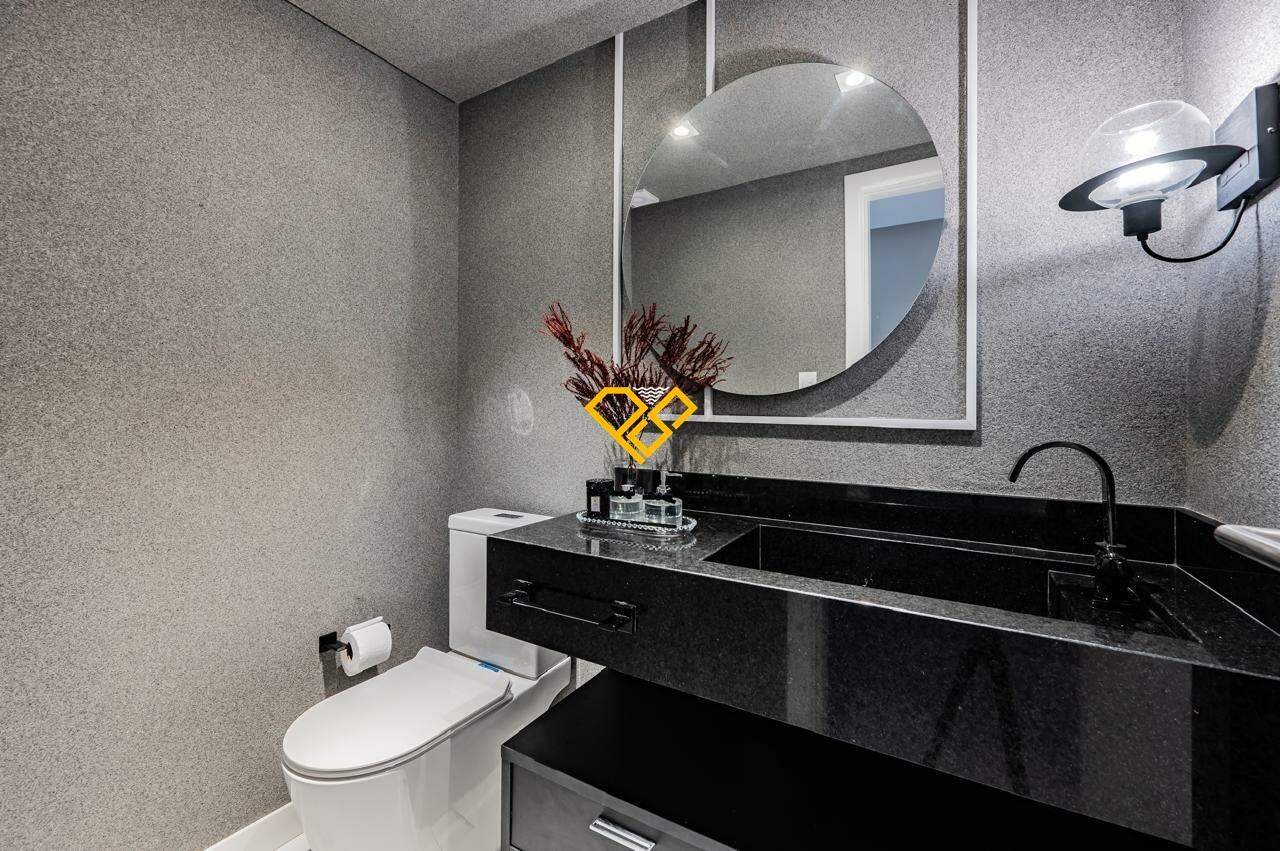 Apartamento à venda no Boqueirão: Lavabo