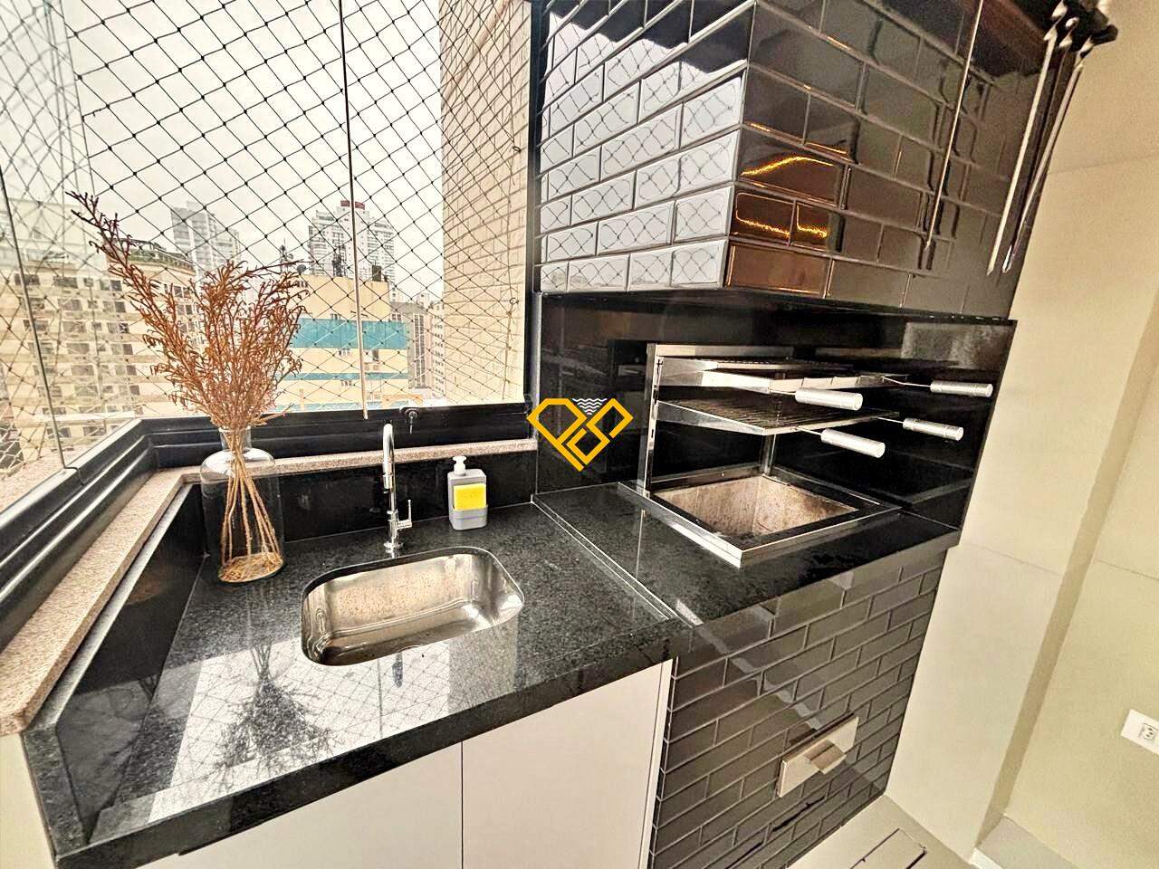 Apartamento à venda no Boqueirão: Varanda com churrasqueira