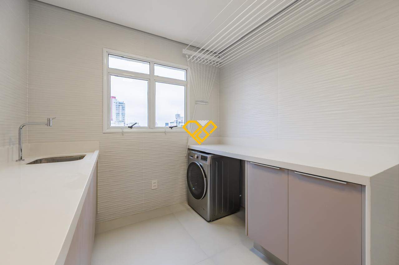 Apartamento à venda no Boqueirão: Área de serviço