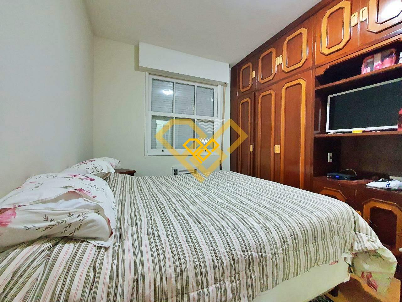 Apartamento à venda no José Menino: SUÍTE 1