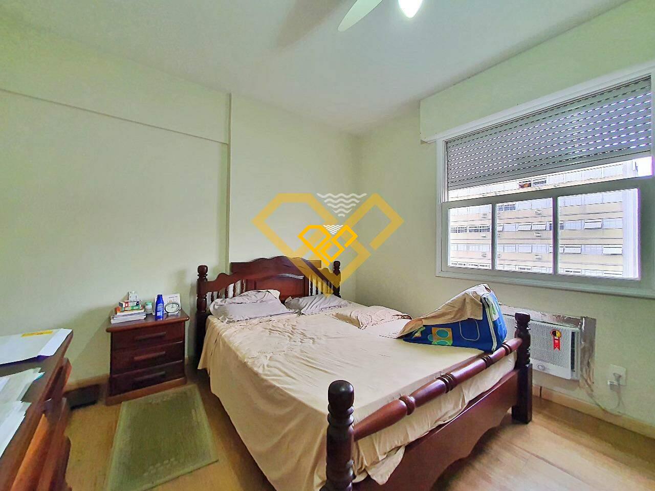 Apartamento à venda no José Menino: SUÍTE 2