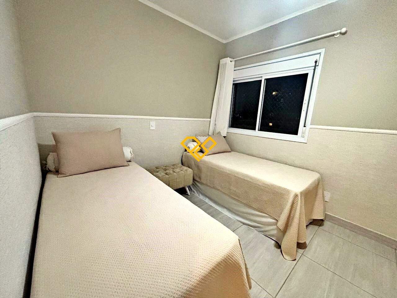 Apartamento à venda no Embaré: Suíte 3