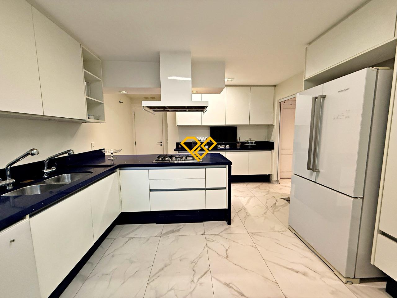 Apartamento à venda no Embaré: Cozinha