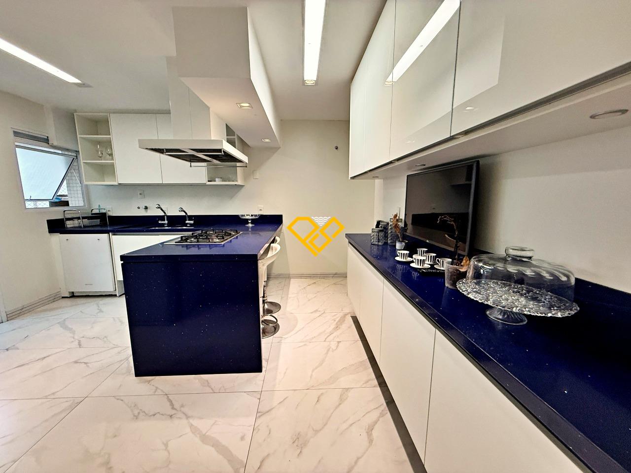 Apartamento à venda no Embaré: Cozinha
