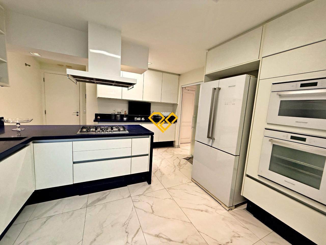 Apartamento à venda no Embaré: Cozinha