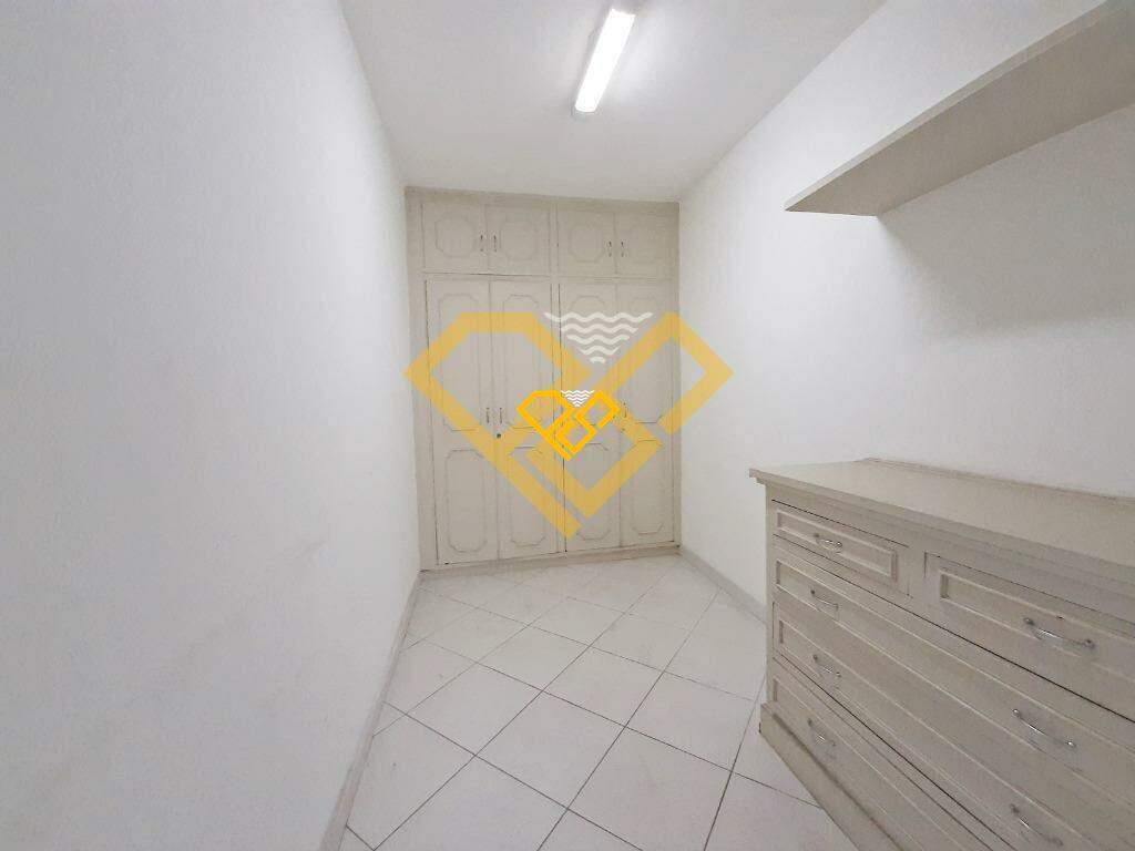 Cobertura à venda no José Menino: 