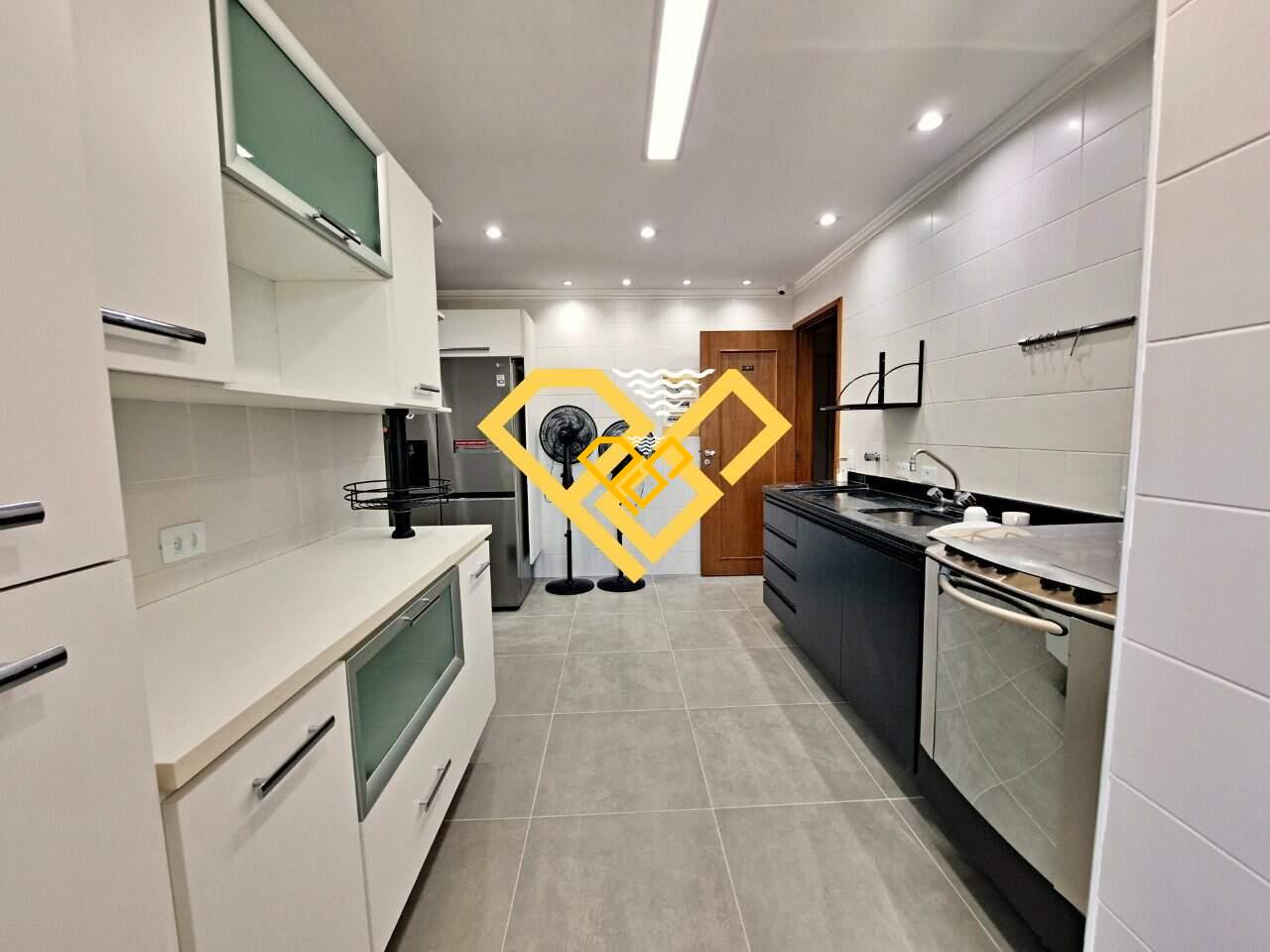 Cobertura à venda no Pompéia: Cozinha