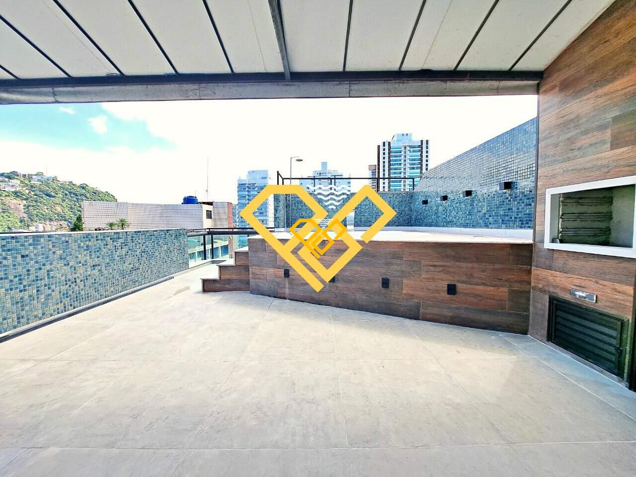 Cobertura à venda no Pompéia: Área gourmet com churrasqueira e piscina