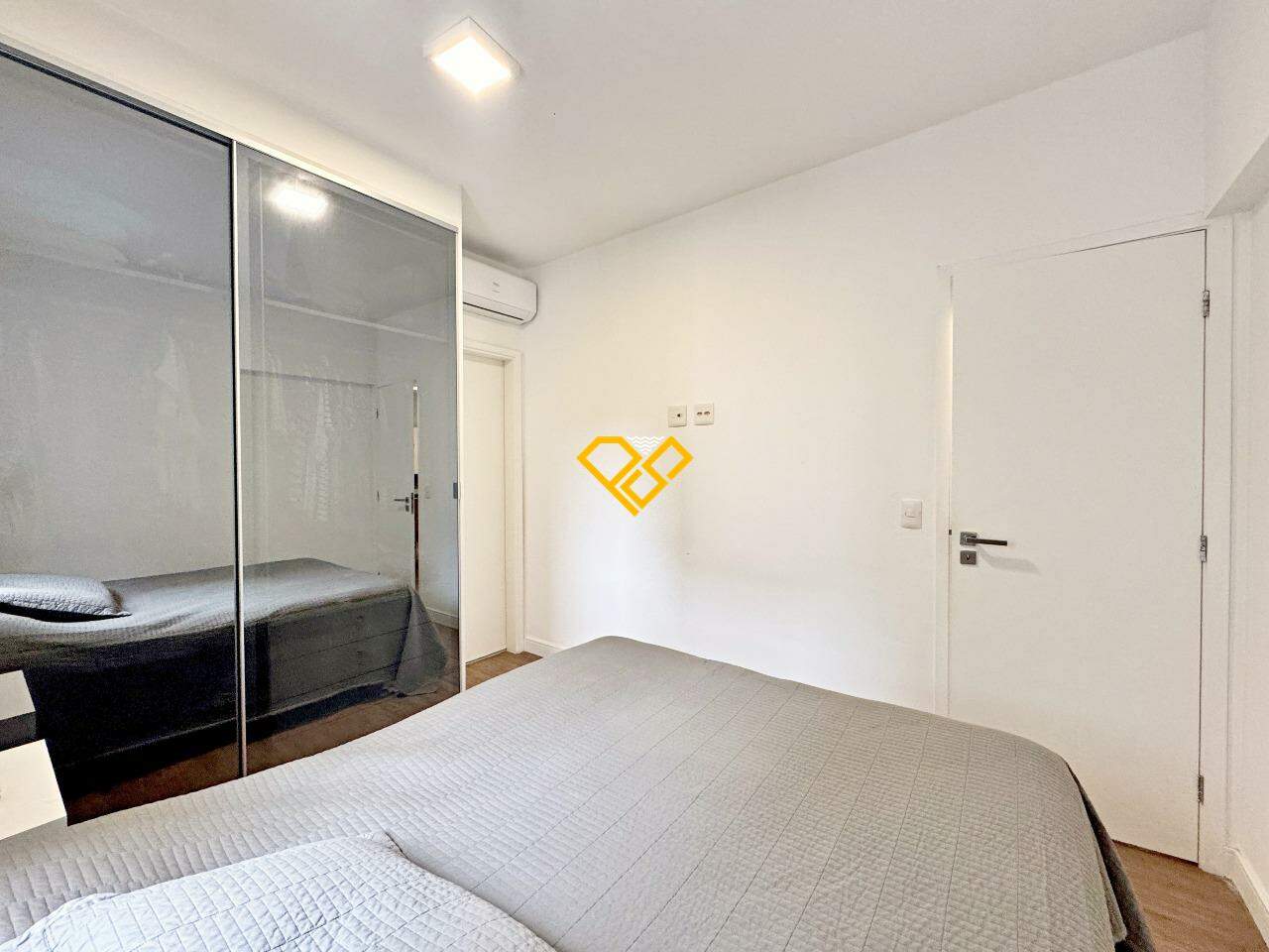 Apartamento à venda no Boqueirão: Dormitório 1 - suíte