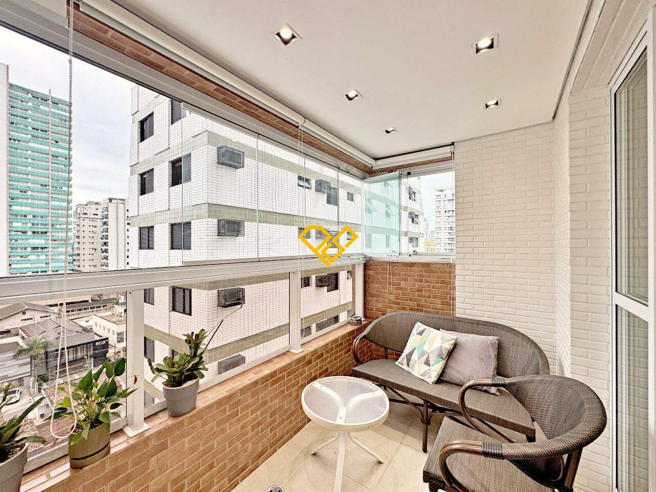 Apartamento à venda no Boqueirão: Varanda com churrasqueira