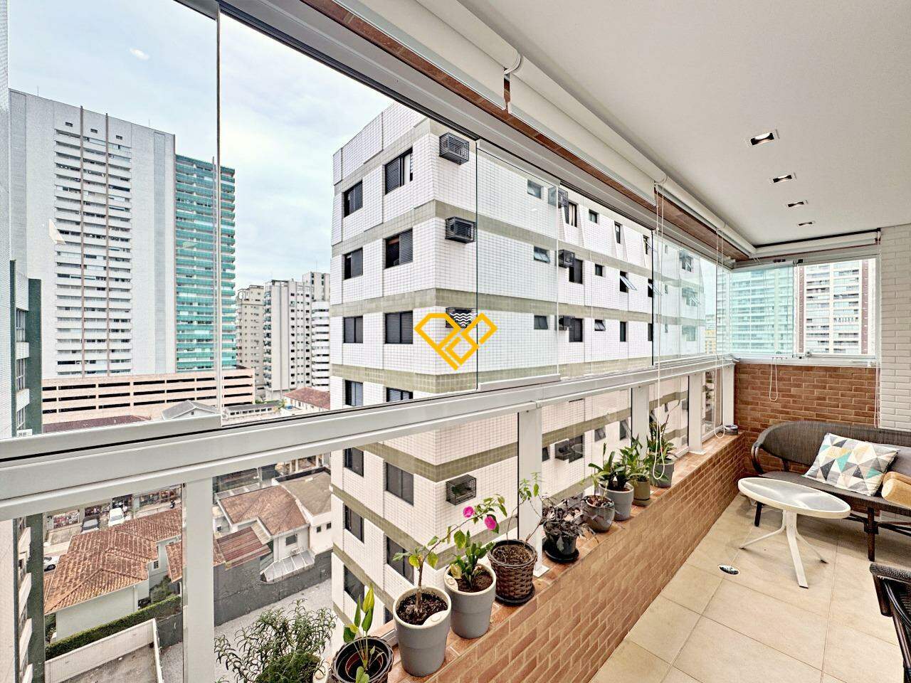 Apartamento à venda no Boqueirão: Varanda com churrasqueira