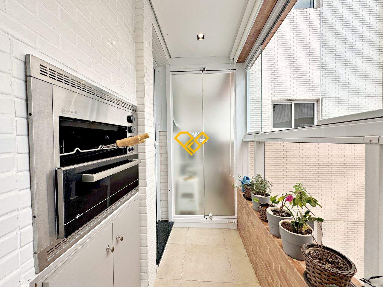 Apartamento à venda no Boqueirão: Varanda com churrasqueira