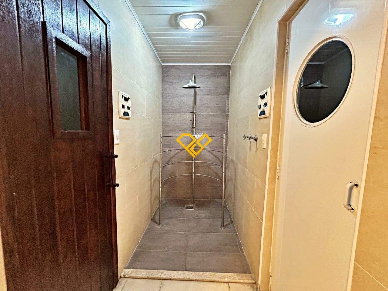 Garden à venda no Ponta da Praia: Lazer sauna