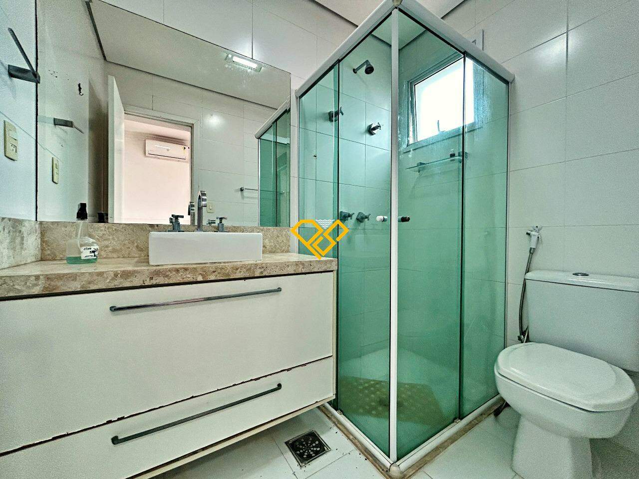 Garden à venda no Ponta da Praia: Wc suíte 1