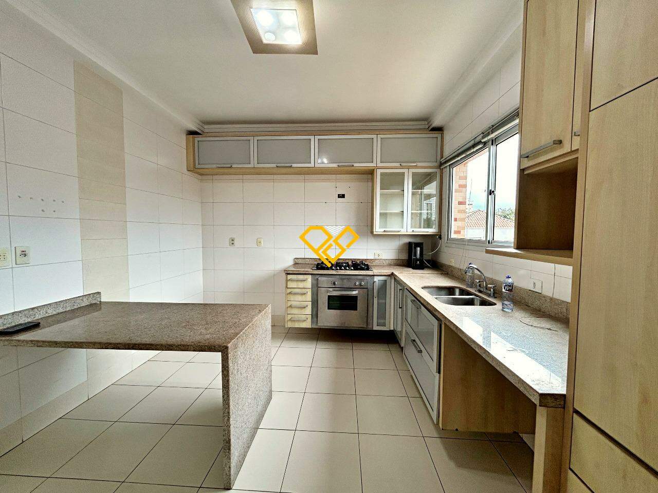 Garden à venda no Ponta da Praia: Cozinha