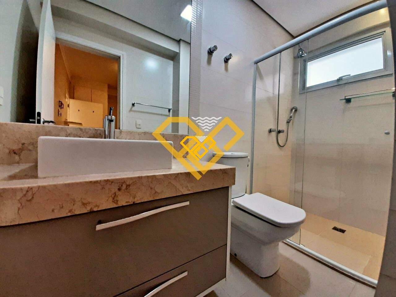 Apartamento à venda no Gonzaga: WC SUÍTE 2