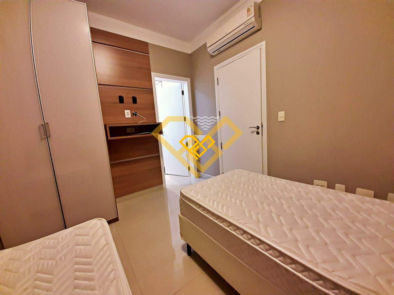 Apartamento à venda no Gonzaga: SUÍTE 2