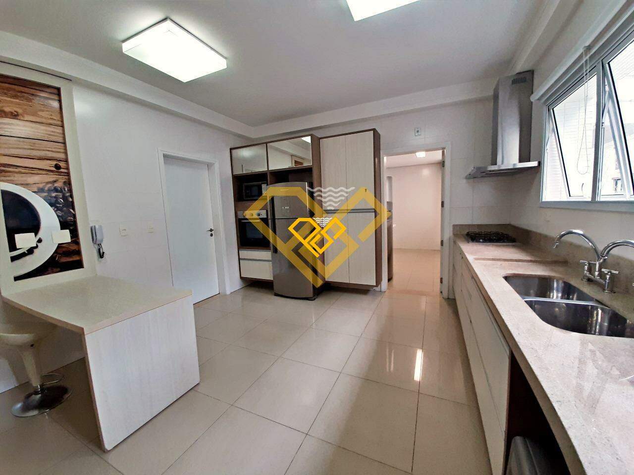 Apartamento à venda no Gonzaga: COZINHA