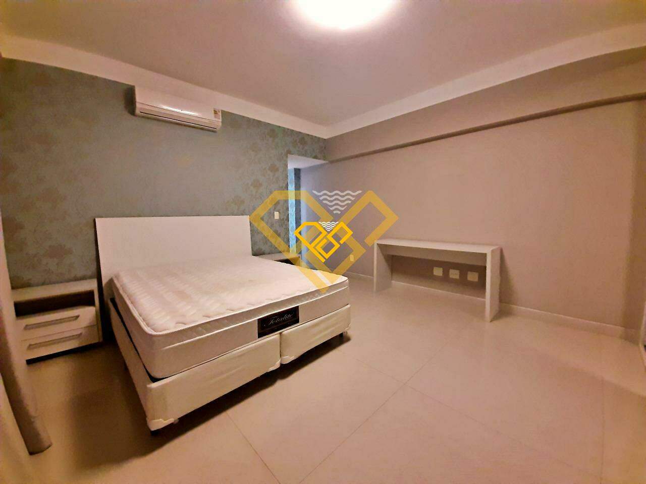 Apartamento à venda no Gonzaga: SUÍTE 1