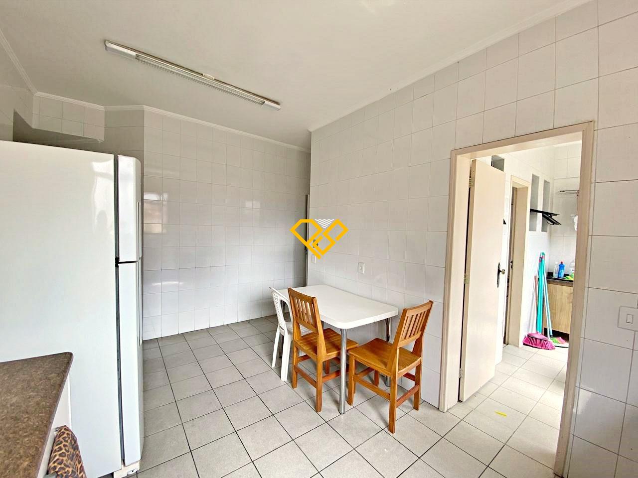 Apartamento à venda no Gonzaga: Cozinha