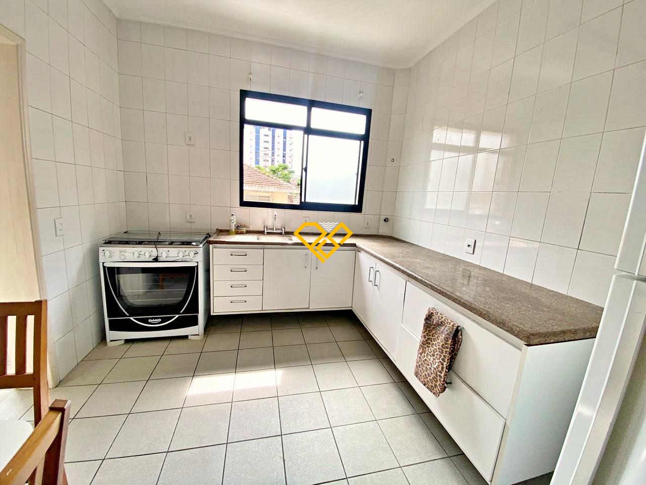Apartamento à venda no Gonzaga: Cozinha