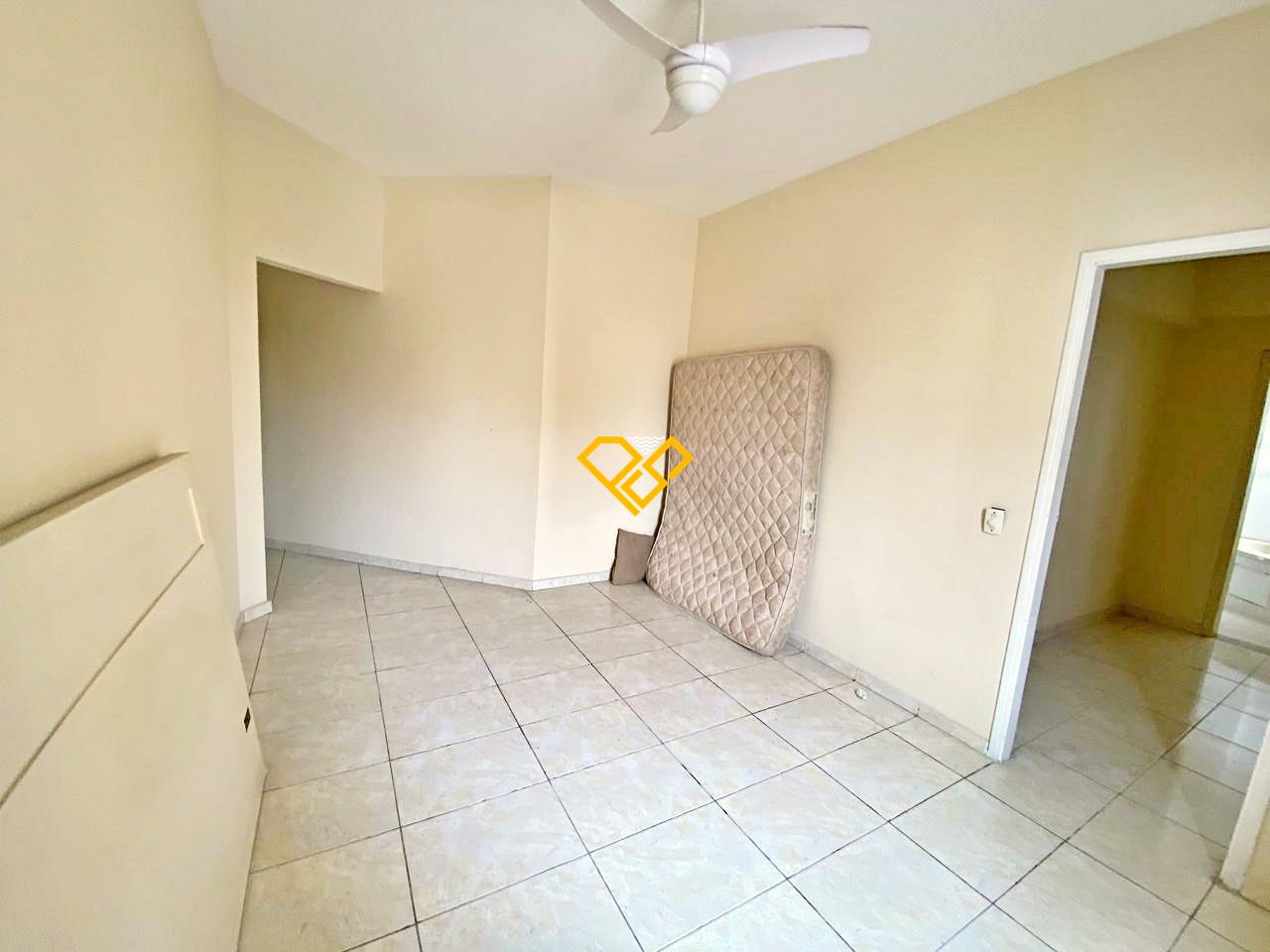 Apartamento à venda no Gonzaga: Dormitório 1 - suíte