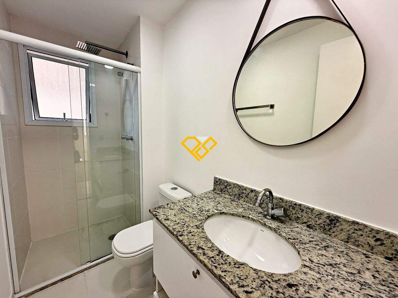Apartamento à venda no Ponta da Praia: Wc social