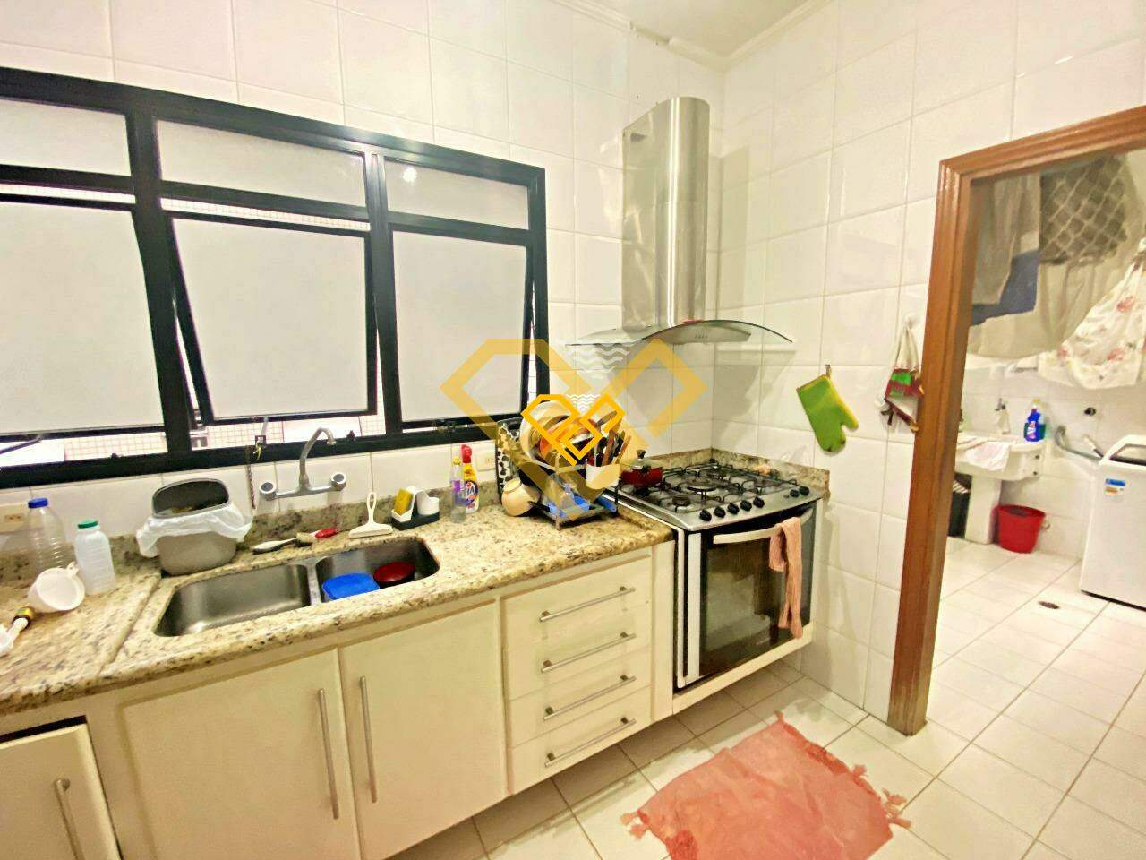 Apartamento à venda no Ponta da Praia: Cozinha