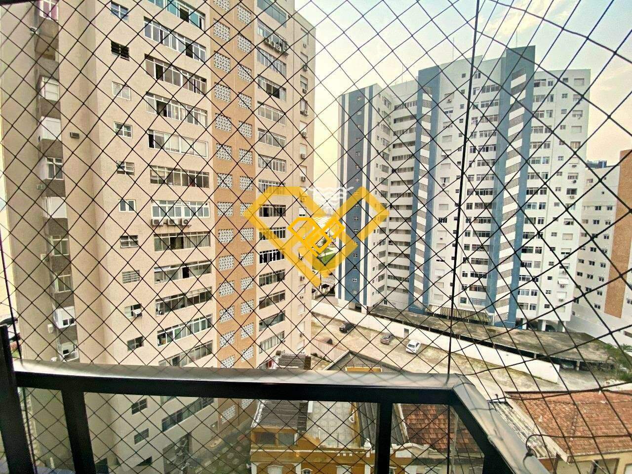 Apartamento à venda no Ponta da Praia: Varanda