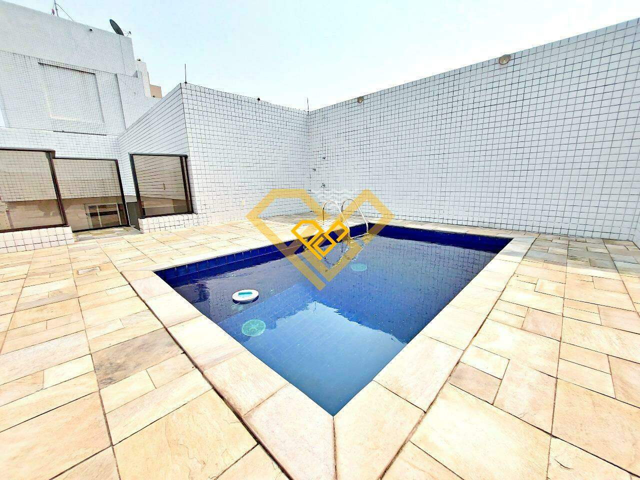 Cobertura à venda no Gonzaga: 