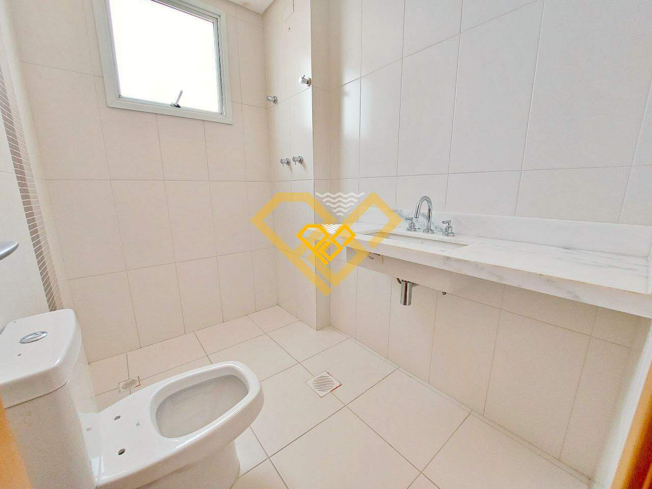 Cobertura à venda no Gonzaga: WC SUÍTE