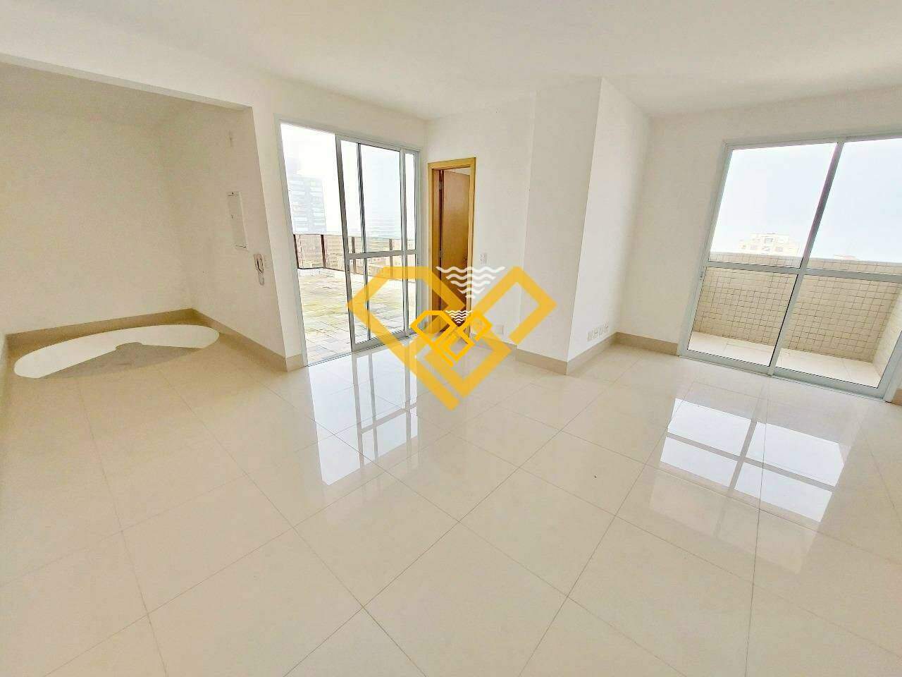 Cobertura à venda no Gonzaga: SALA