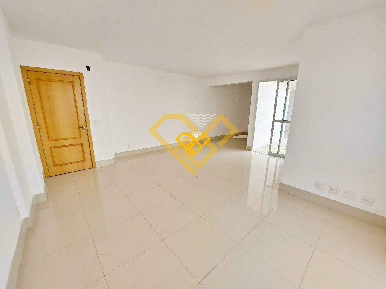 Cobertura à venda no Gonzaga: SALA