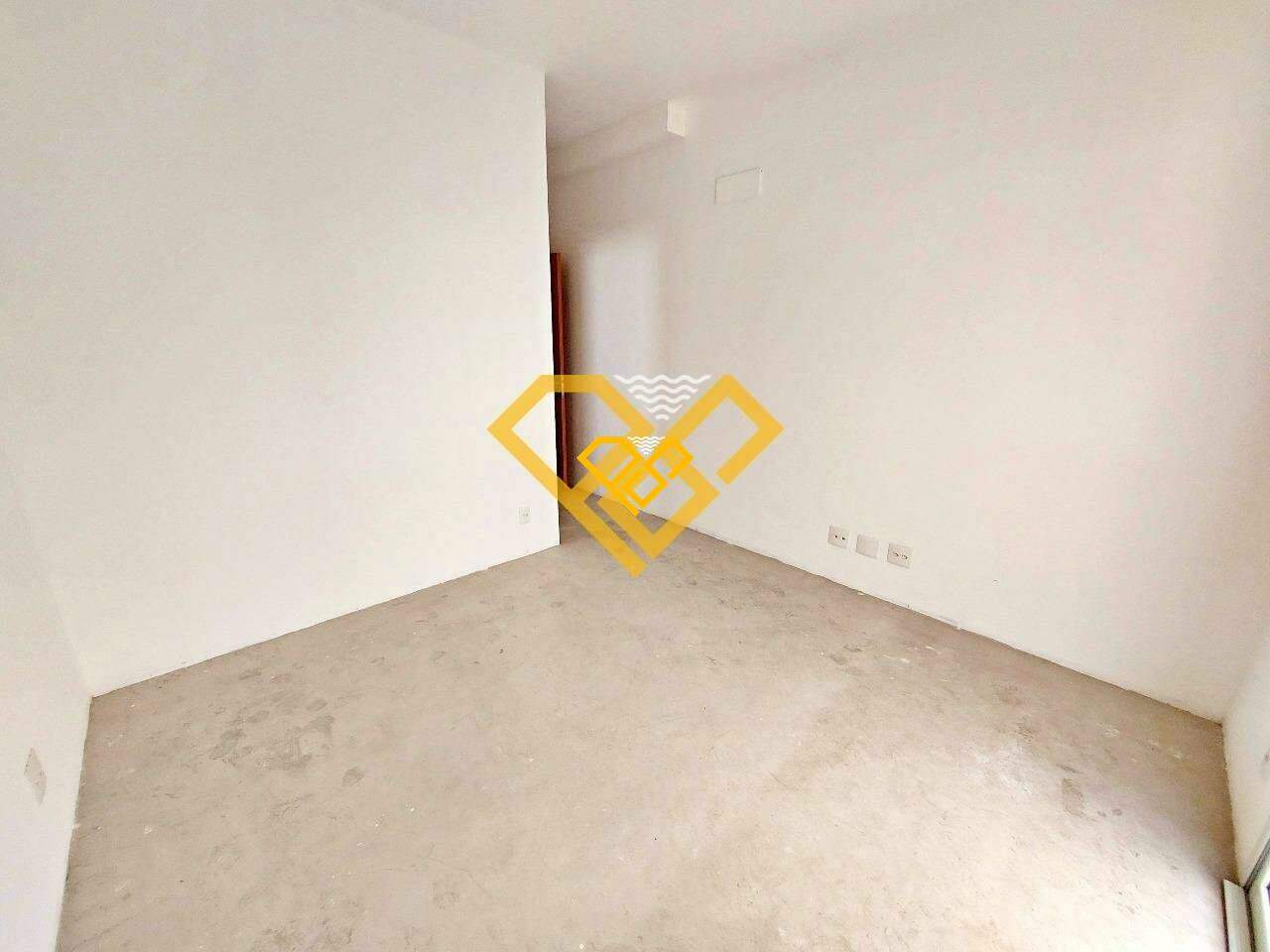 Cobertura à venda no Gonzaga: SUÍTE