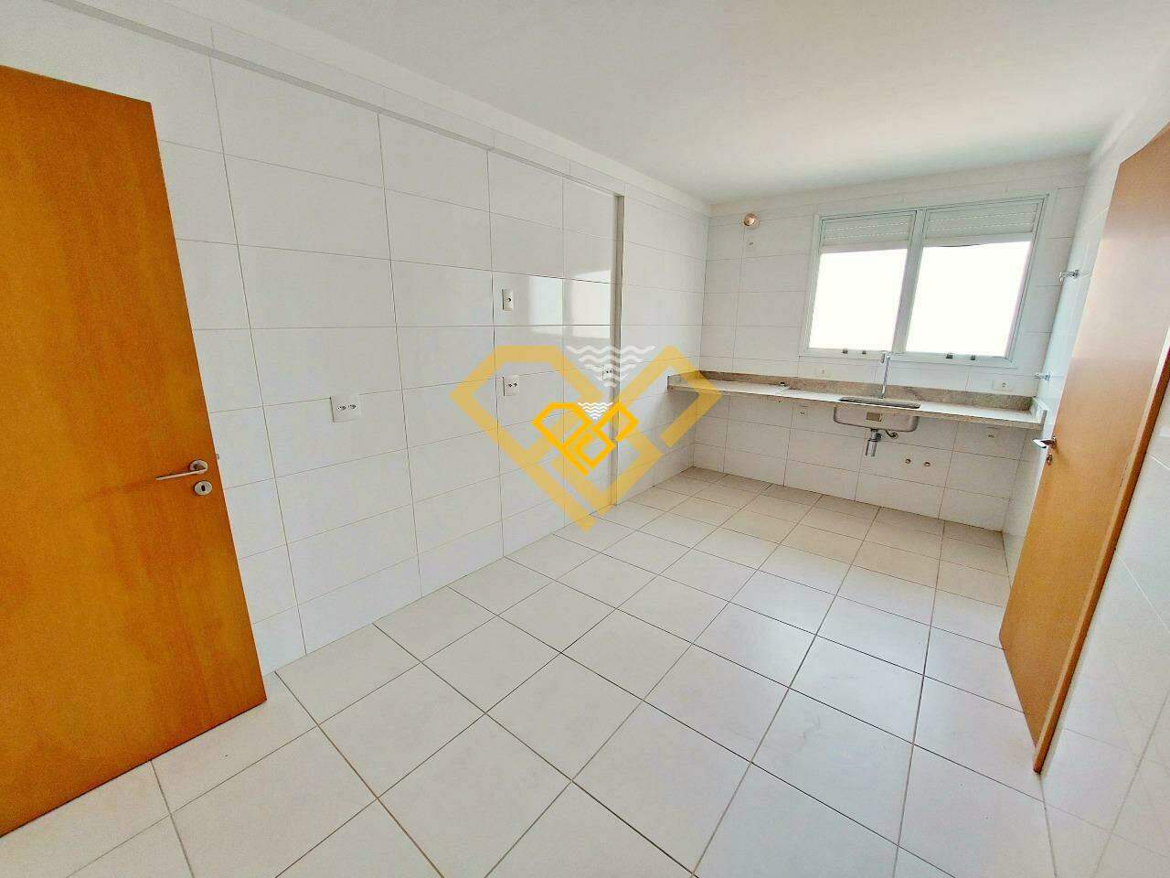 Cobertura à venda no Gonzaga: COZINHA