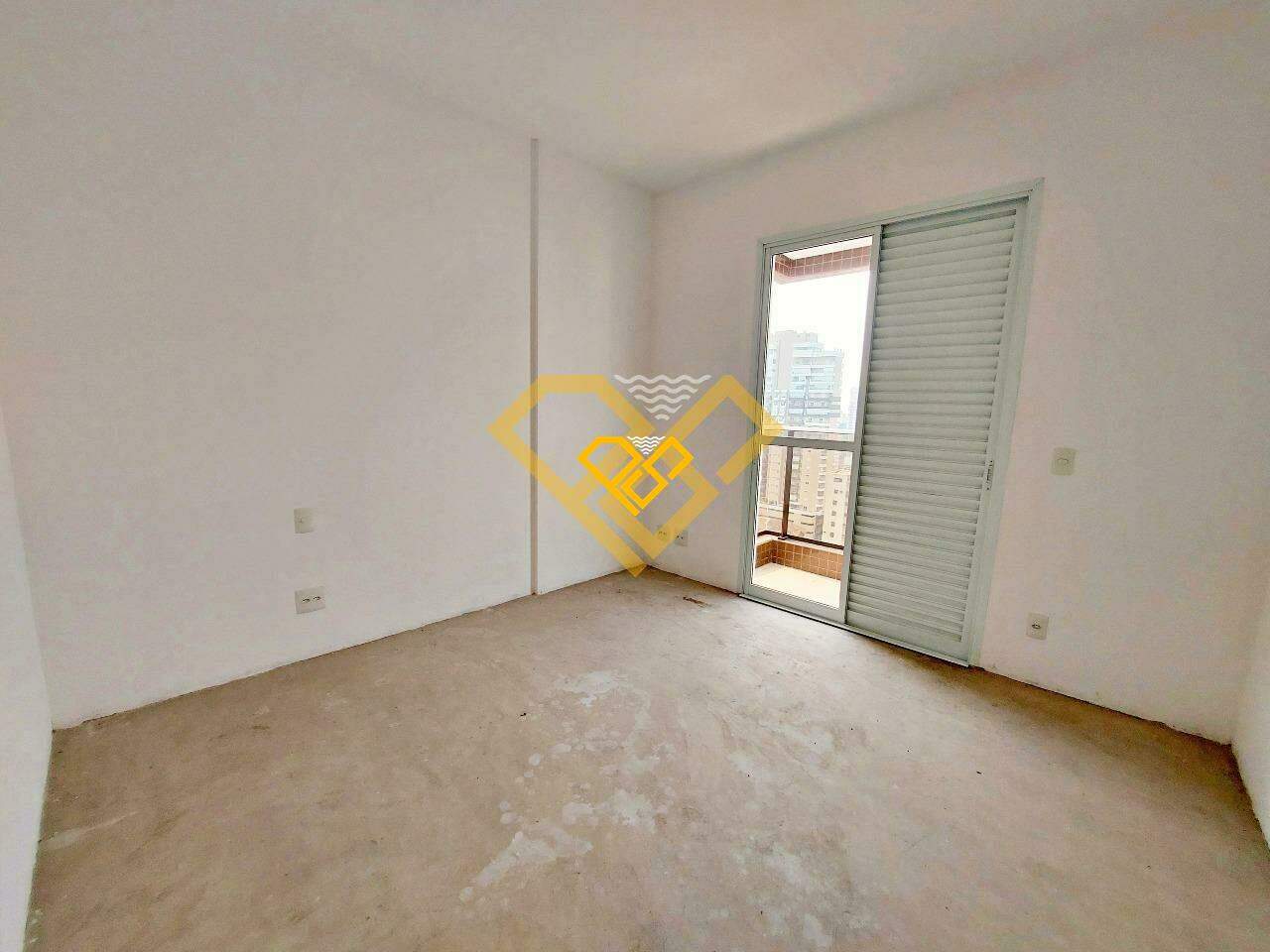 Cobertura à venda no Gonzaga: SUÍTE