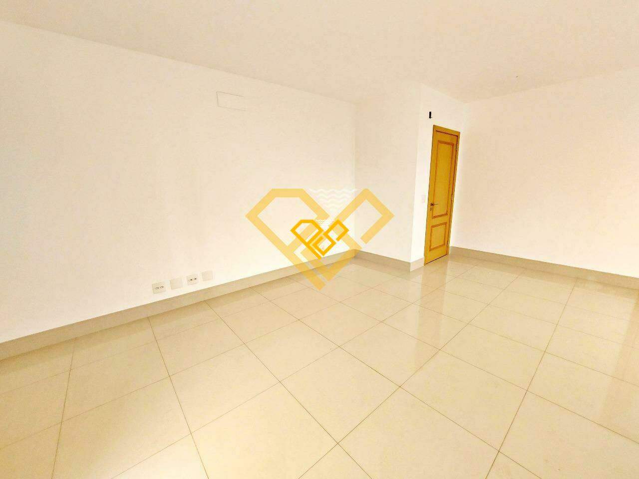 Cobertura à venda no Gonzaga: SALA