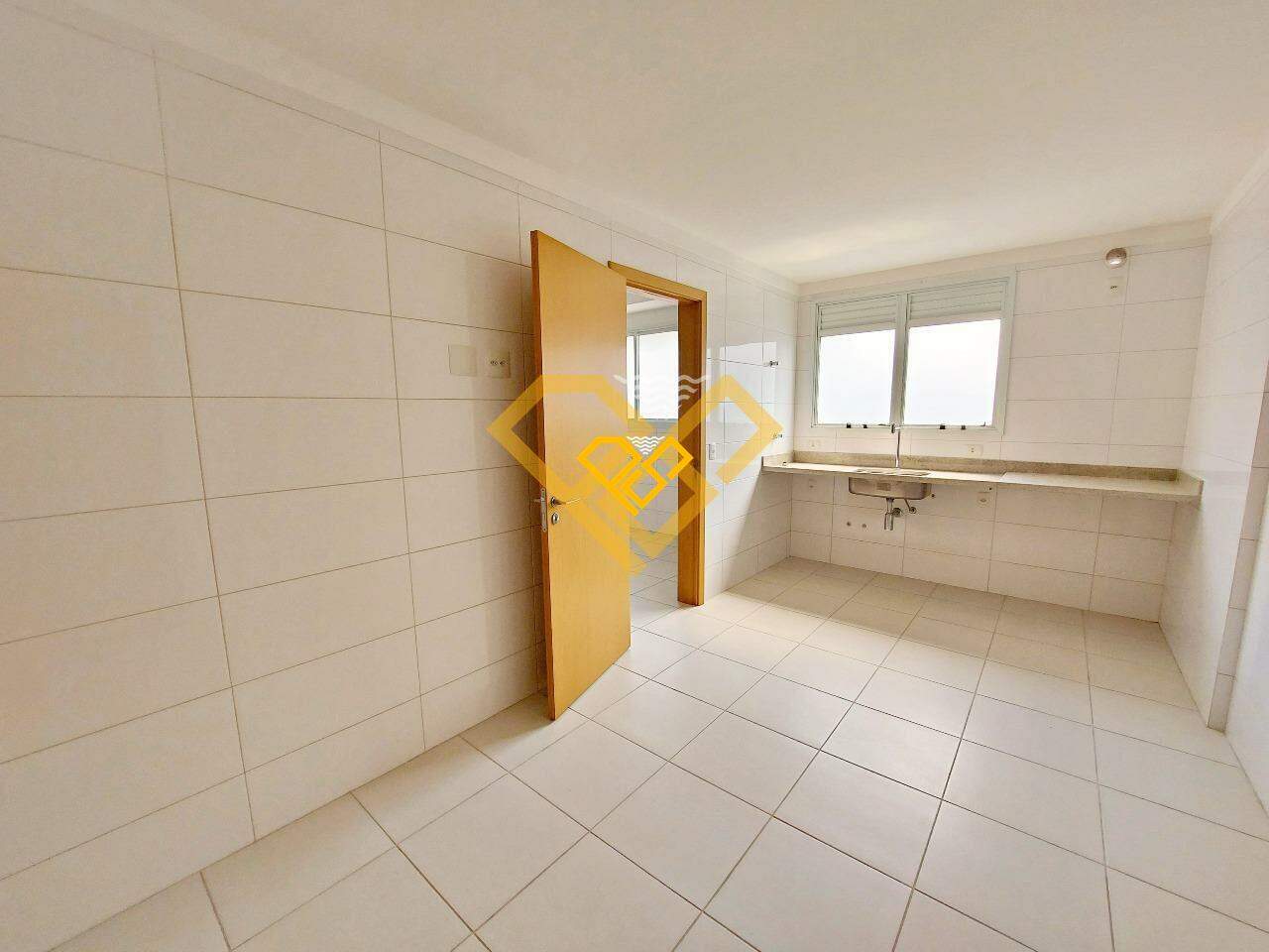 Cobertura à venda no Gonzaga: COZINHA