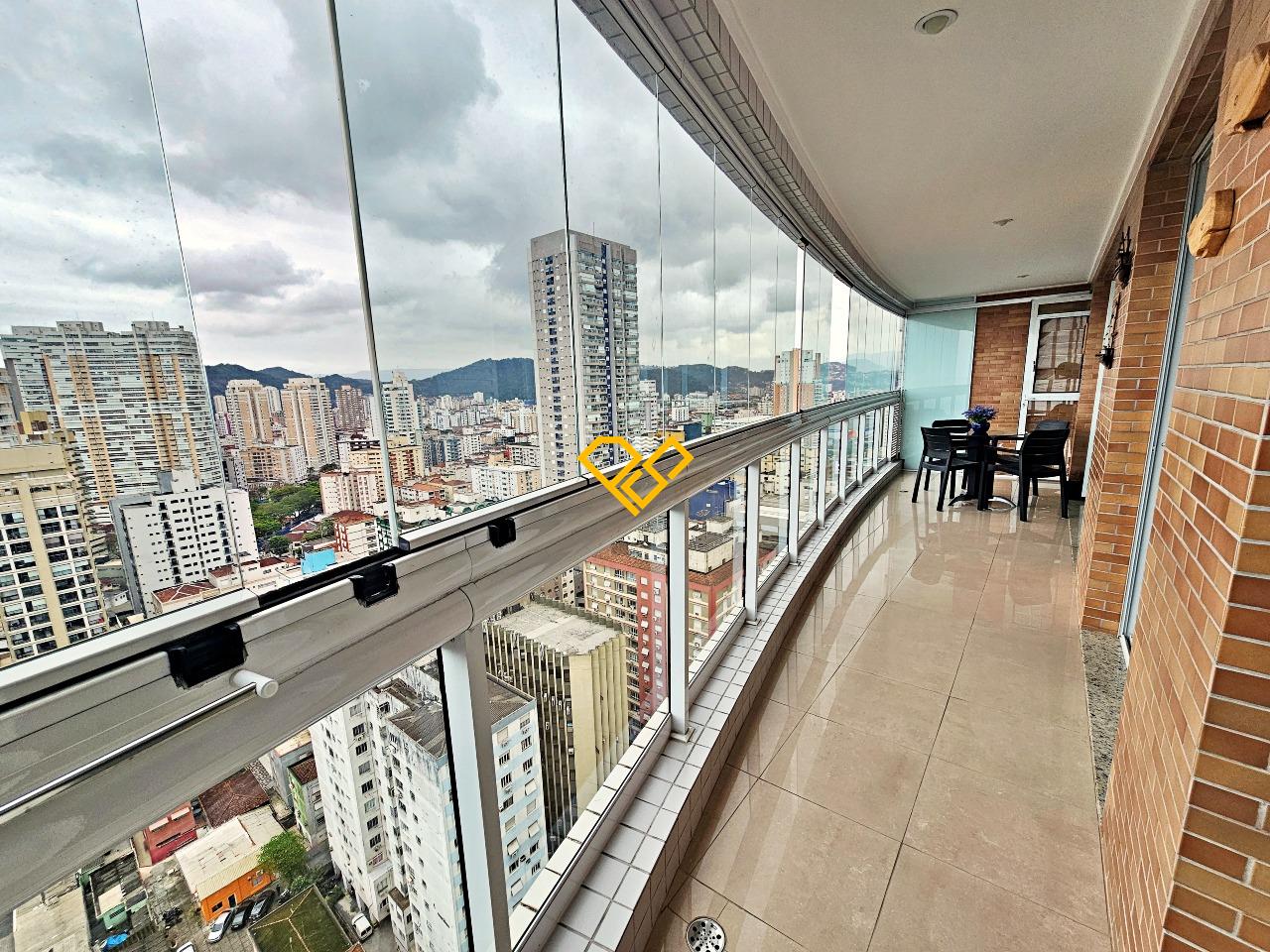 Apartamento à venda no Gonzaga: Varanda