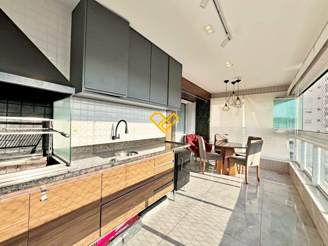 Apartamento à venda no Vila Belmiro: Varanda com churrasqueira