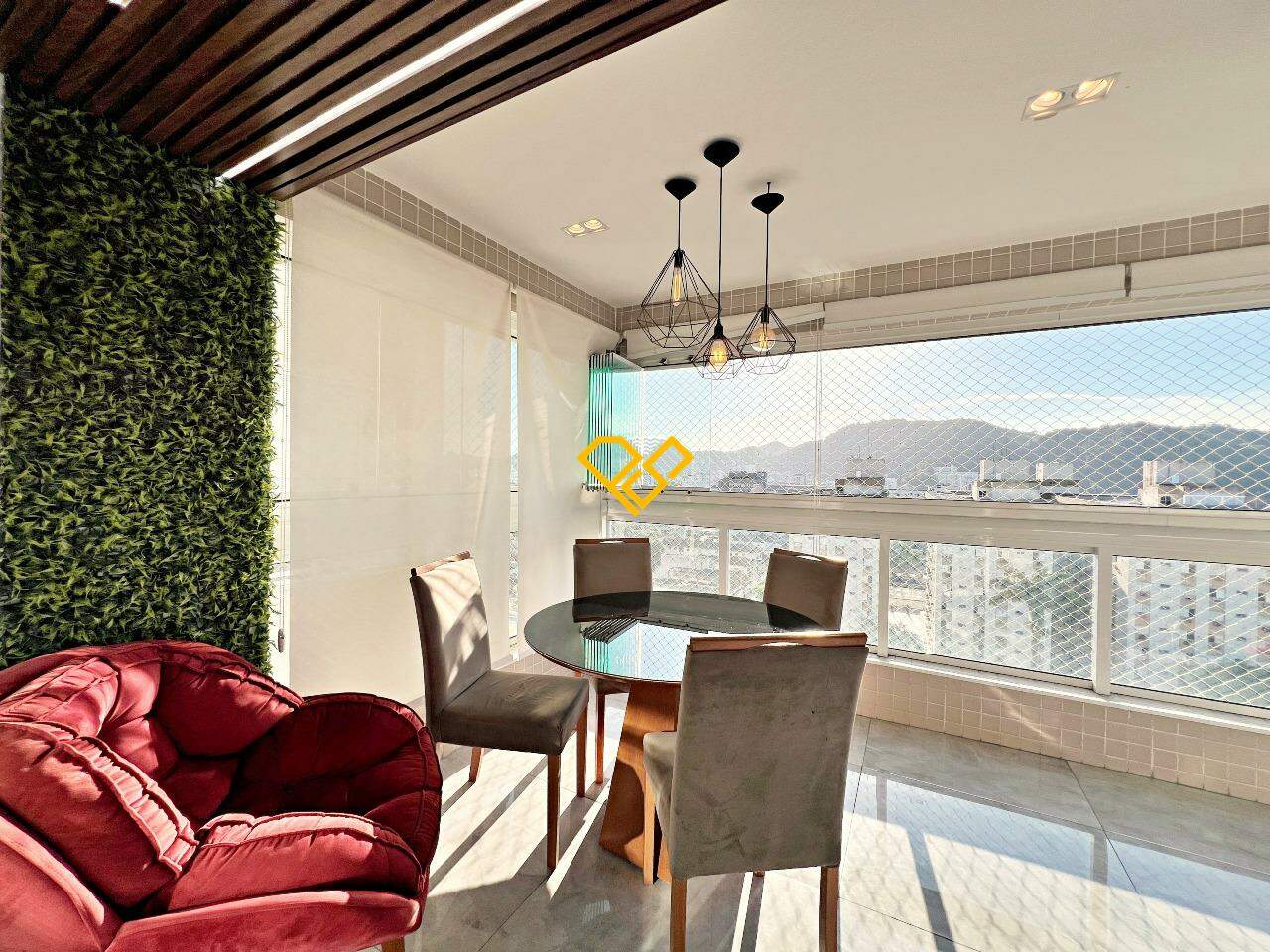 Apartamento à venda no Vila Belmiro: Varanda com churrasqueira