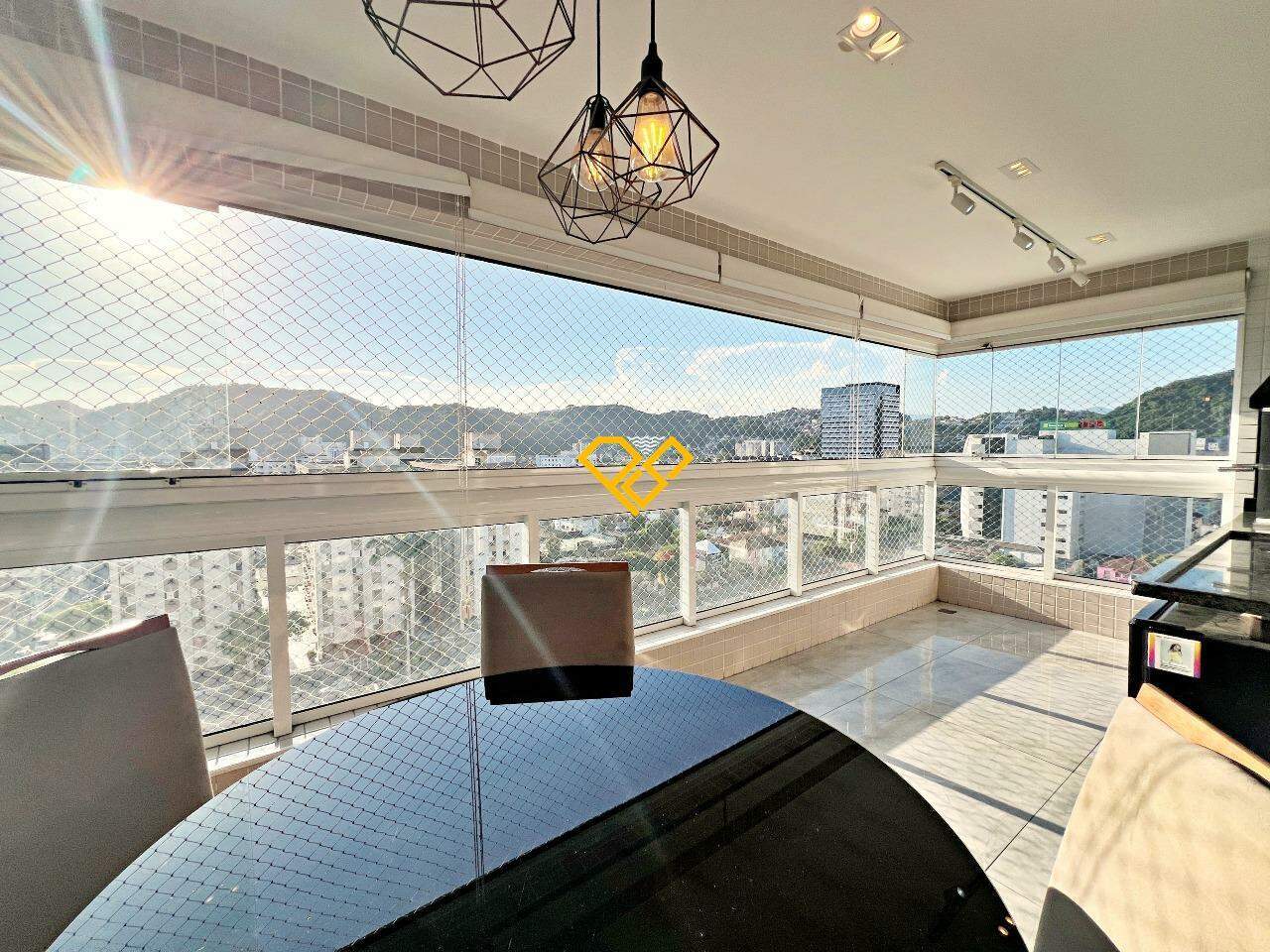 Apartamento à venda no Vila Belmiro: Varanda com churrasqueira