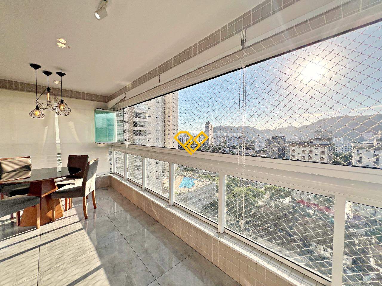 Apartamento à venda no Vila Belmiro: Varanda com churrasqueira