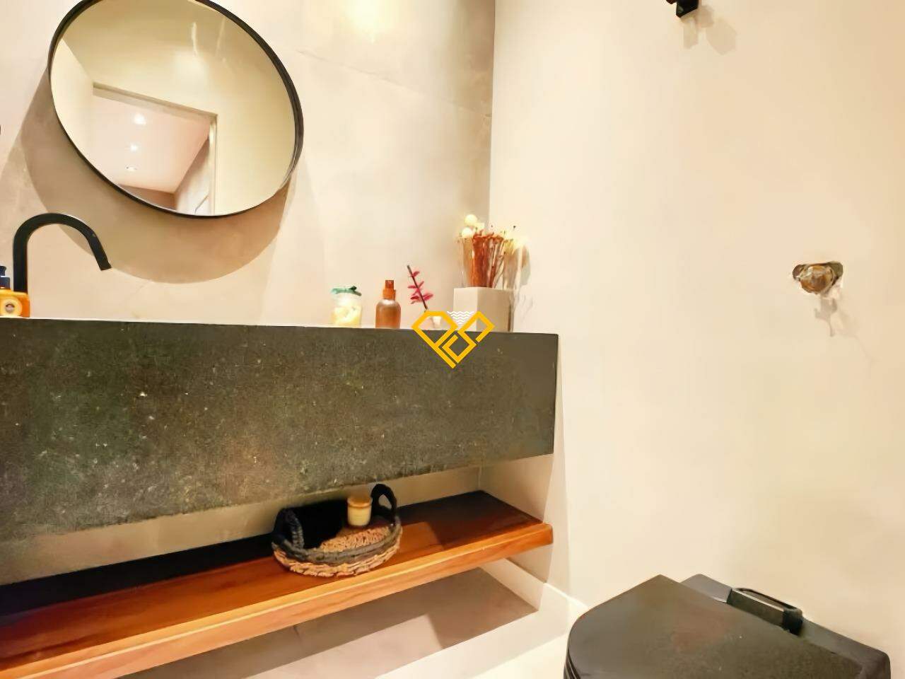 Apartamento à venda no Boqueirão: Lavabo