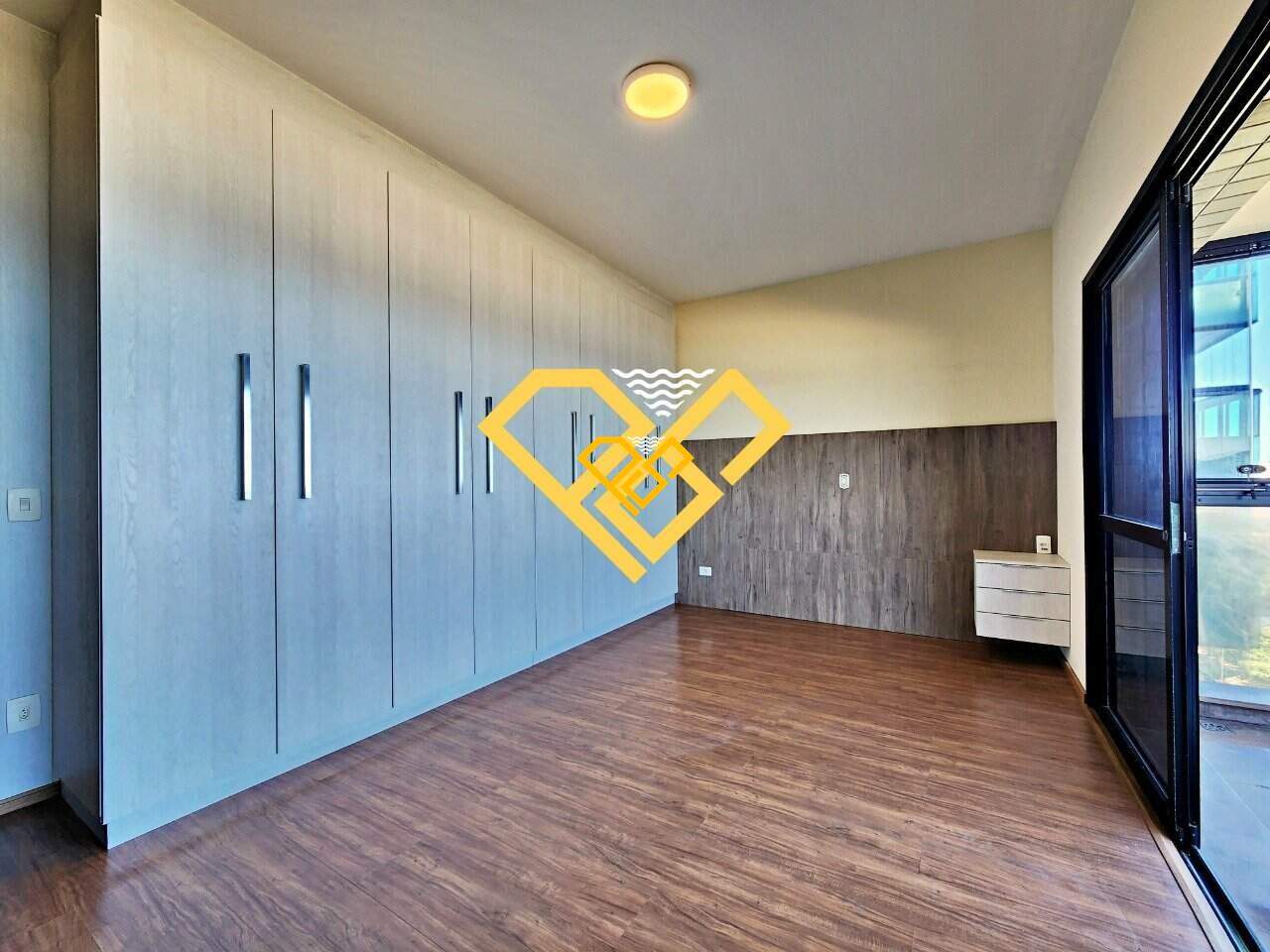 Apartamento à venda no Gonzaga: Sala (revertida para dormitório 1)