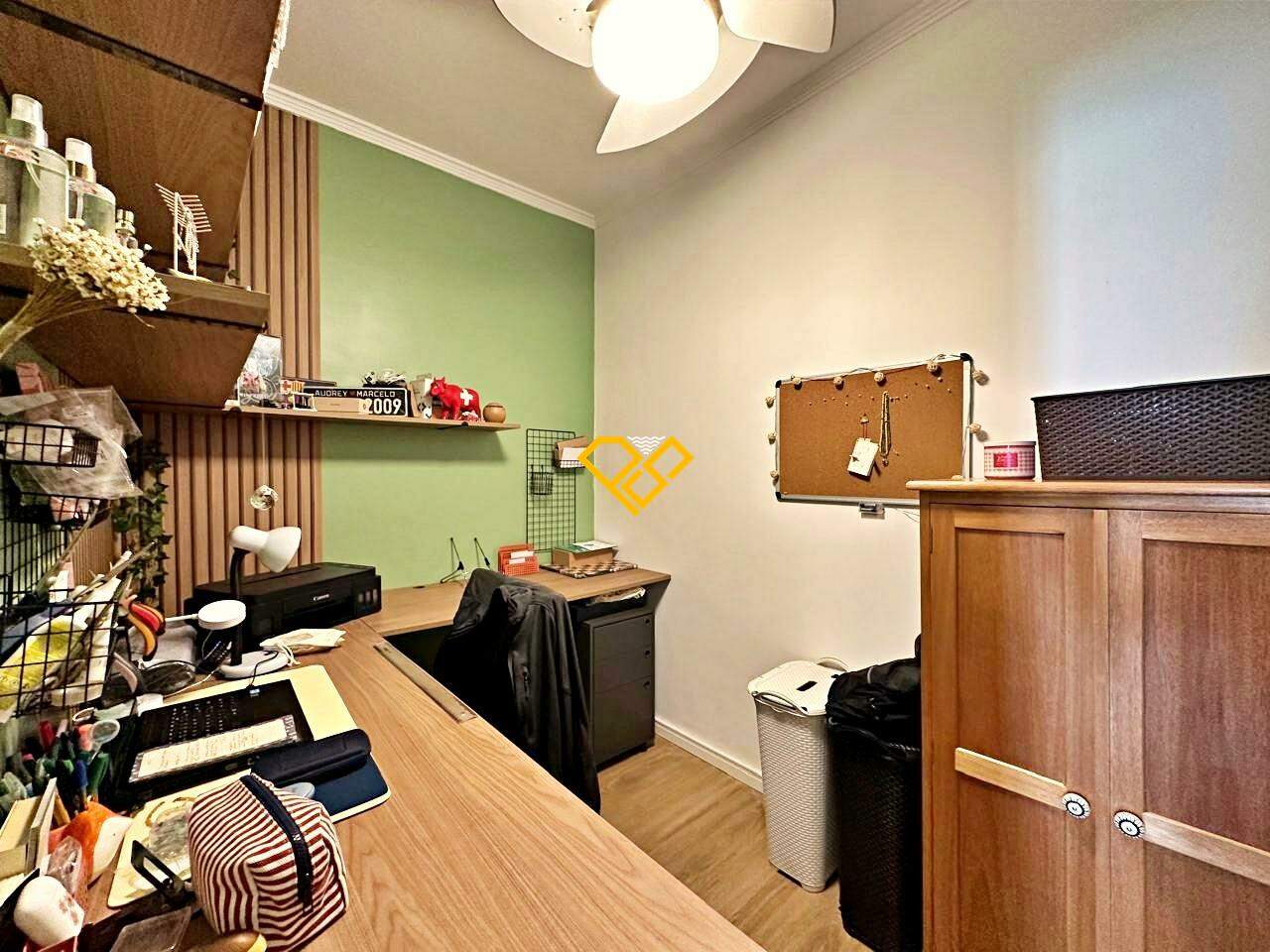 Apartamento à venda no Boqueirão: Dependência revertida